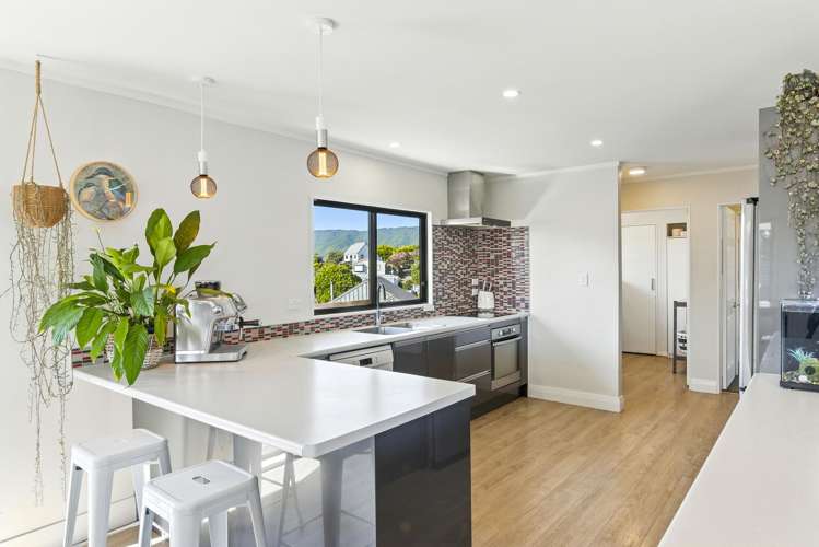 42 Hicks Crescent Waikanae Beach_15