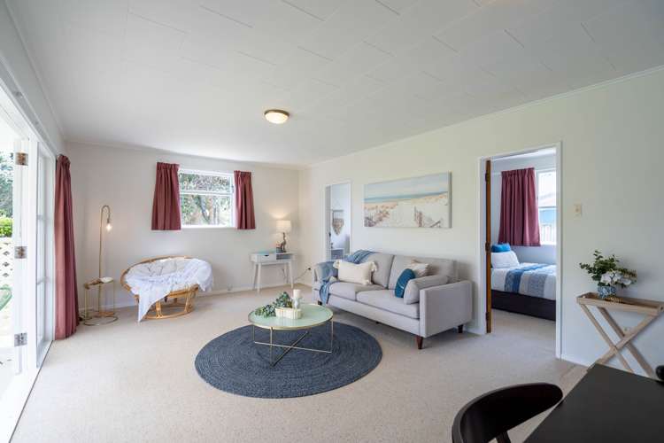 2 Atua Street Waikanae Beach_20