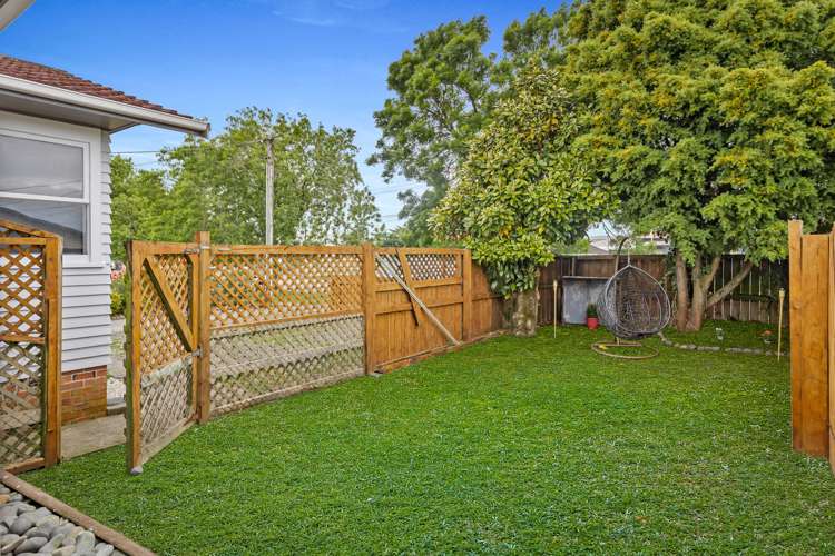 111 Henderson Valley Road Henderson_12