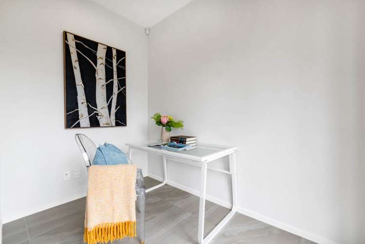 28 Pencaitland Drive Flat Bush_15