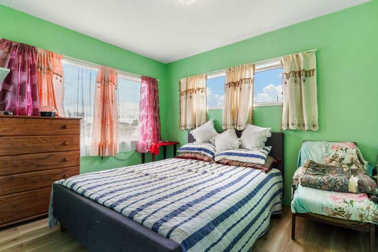 31 Barneys Farm Road Clendon Park_10