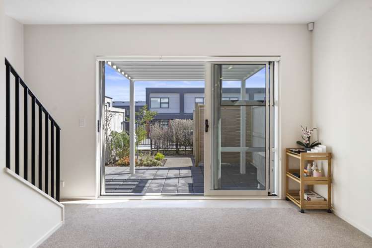 28 Brookview Drive Flat Bush_10