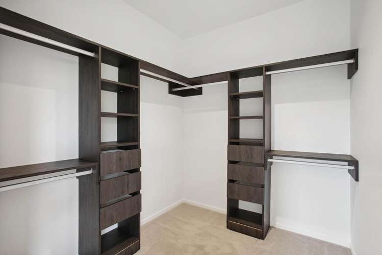 28a Oliver Twist Avenue Mellons Bay_28