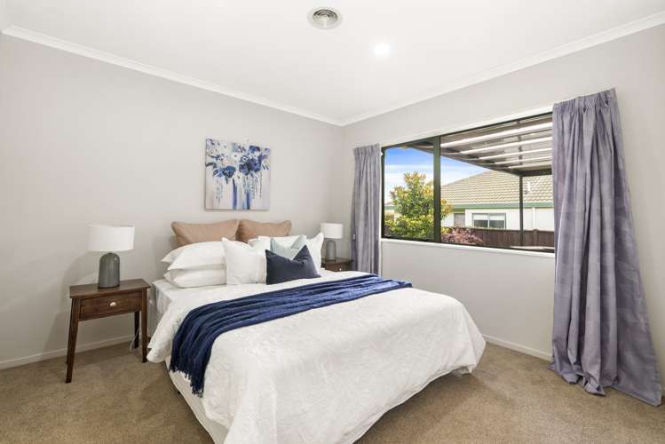 59 Basley Road Owhata_15