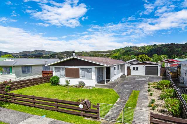 29 Berkeley Road Wainuiomata_2