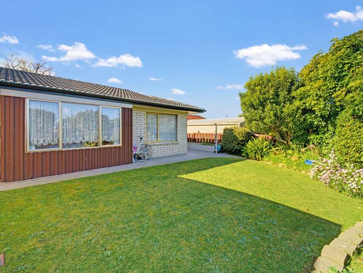 2/18 Glengowan Place Conifer Grove_14