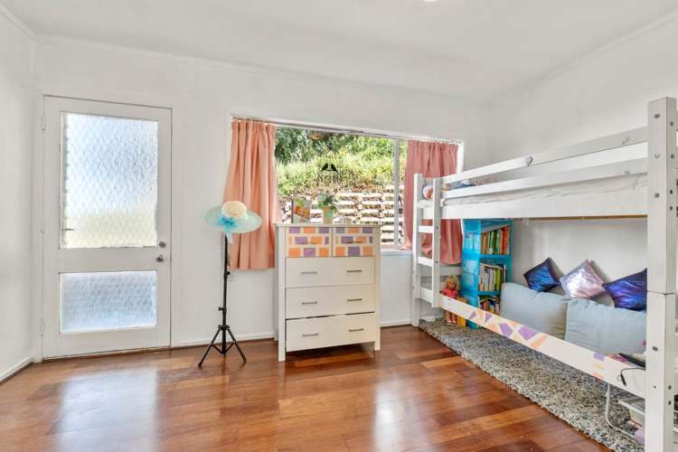 2/30 King Richard Place Browns Bay_9