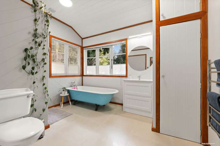 38 Turanga Road Henderson Valley_10