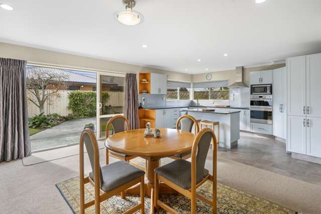 2 Lowndes Place Taradale_4