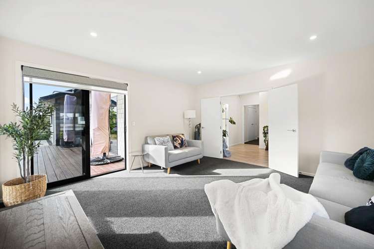 8 Paiaka Place Rototuna North_9