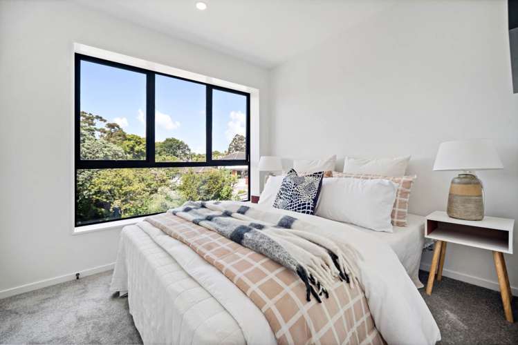 2/101 White Swan Road Mount Roskill_16