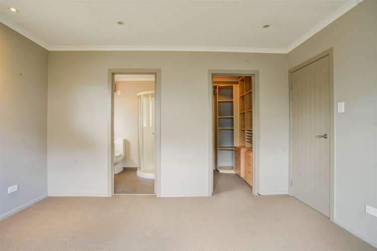 21 Burns Street Milton_14