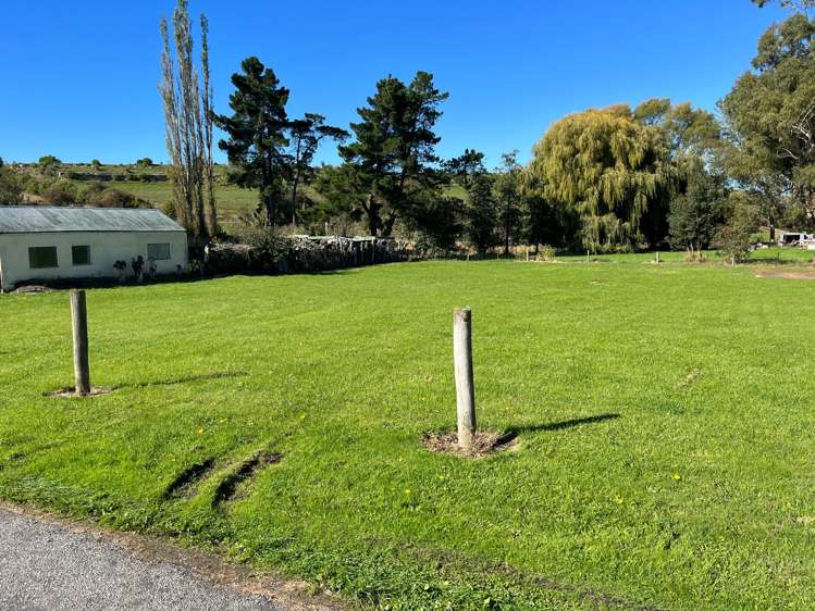 Alma-Maheno Road Alma_2