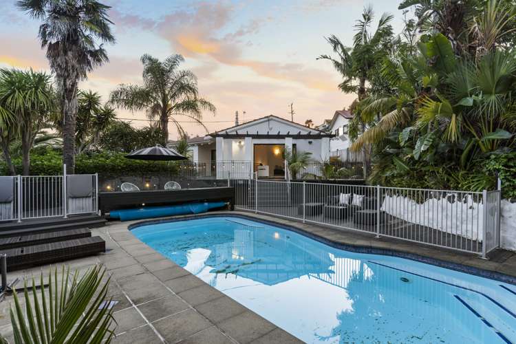 55 Seaton Road Murrays Bay_22