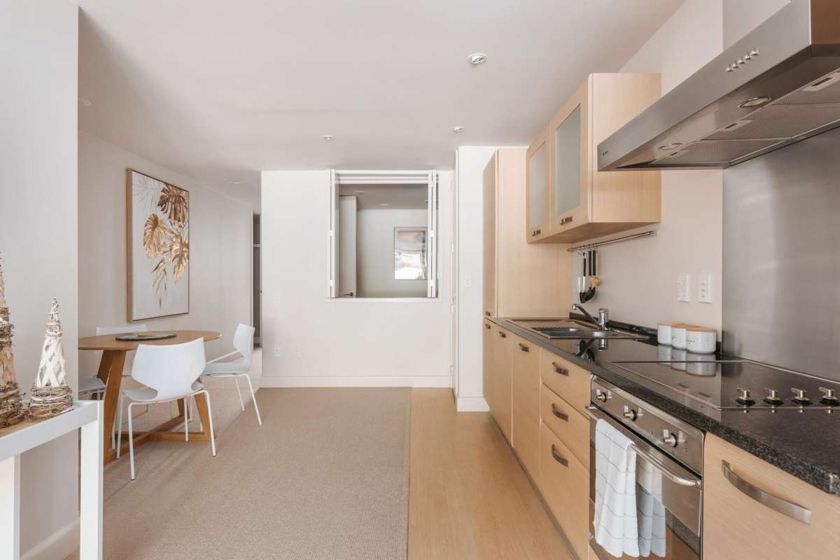 3/16 Adams Avenue_1