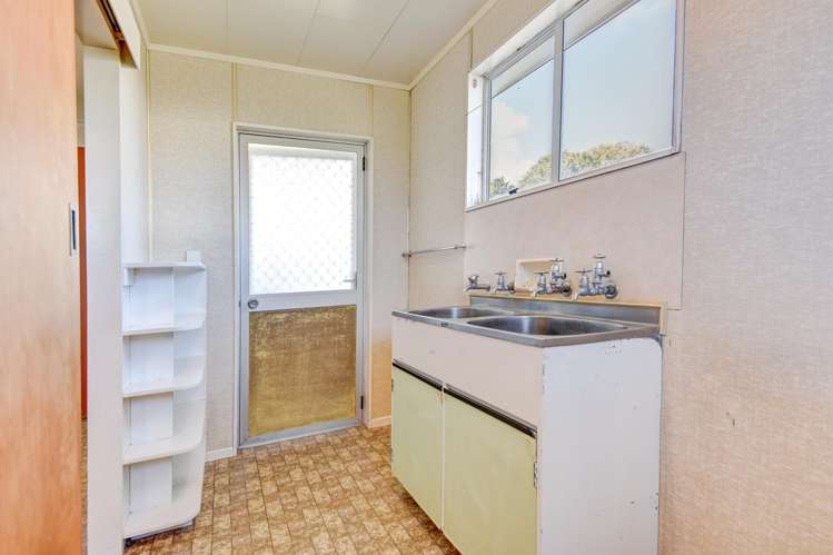 12 Falkland Street Wanganui East_14