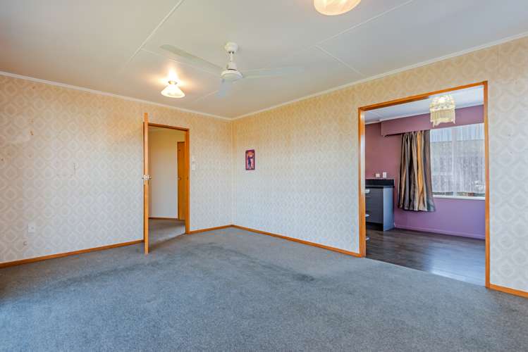 21 George Street Pahiatua_7