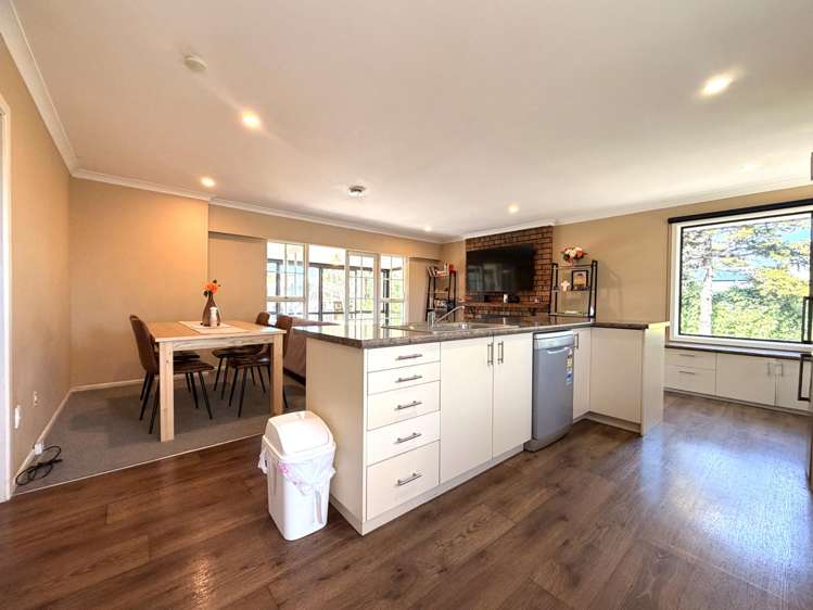 16 George Street Rolleston_7