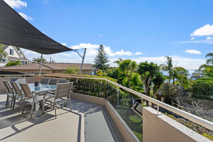 4C Hurdlow Place Manly_9