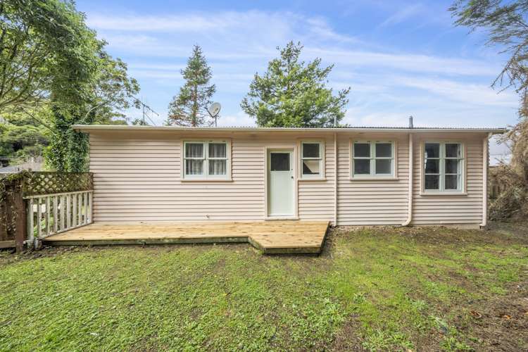 105 Hair Street Wainuiomata_17