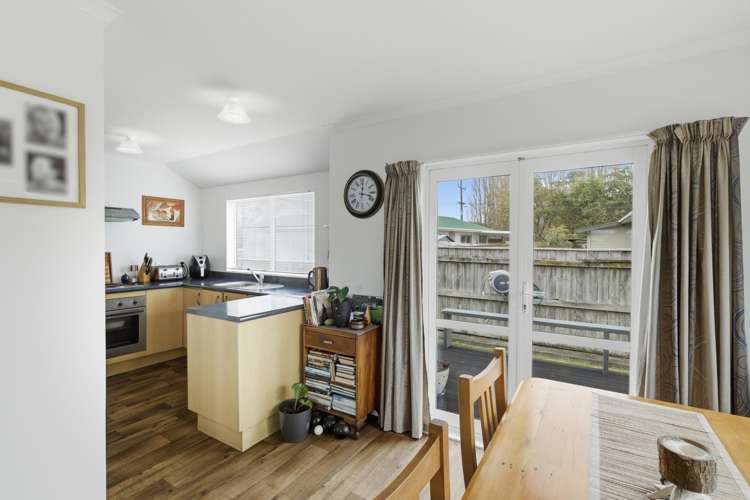 100 Hendersons Line Marton_6