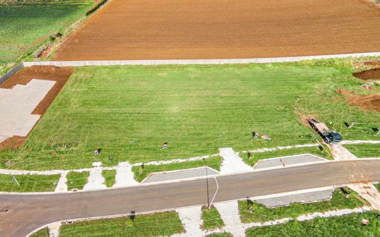 5 Deol Drive Pukekohe_4