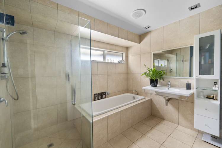 108 Charles Street Westshore_14