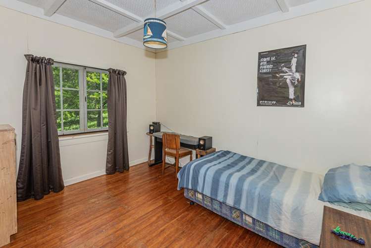 77 Worsp Road Pipiwai_13