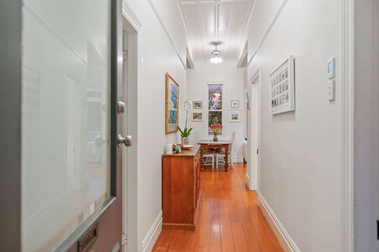 39 Ewen Alison Avenue Devonport_11