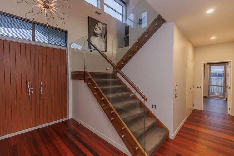 8 Didsbury Grove Churton Park_17