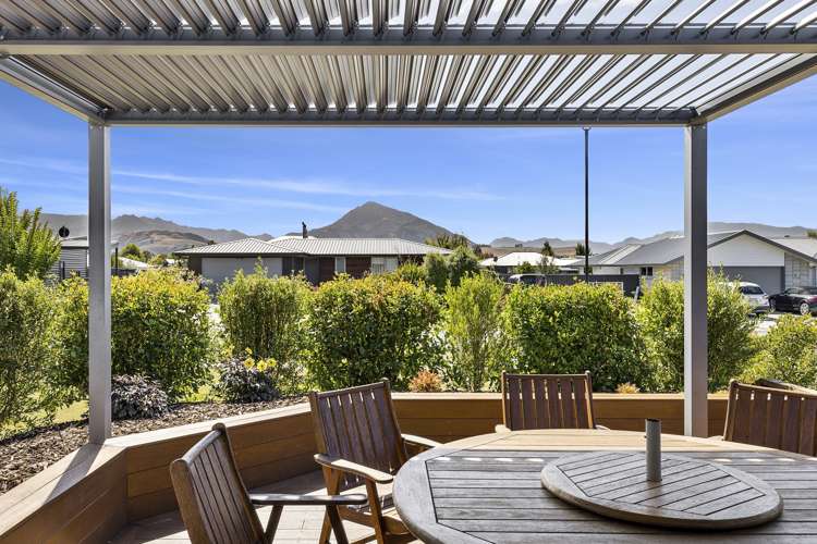 7 Wren Street Albert Town_14