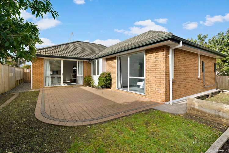 1/57 Whitford Road Botany Downs_13