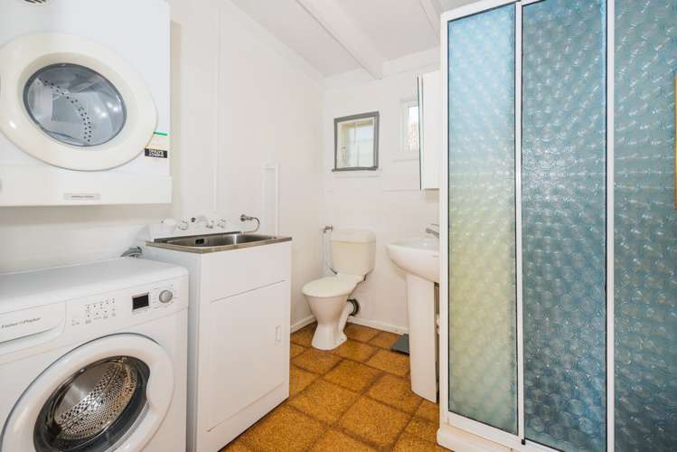 12 Kia Ora Road Beach Haven_11