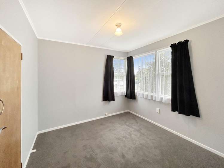 31 Abraham Crescent 10929_8