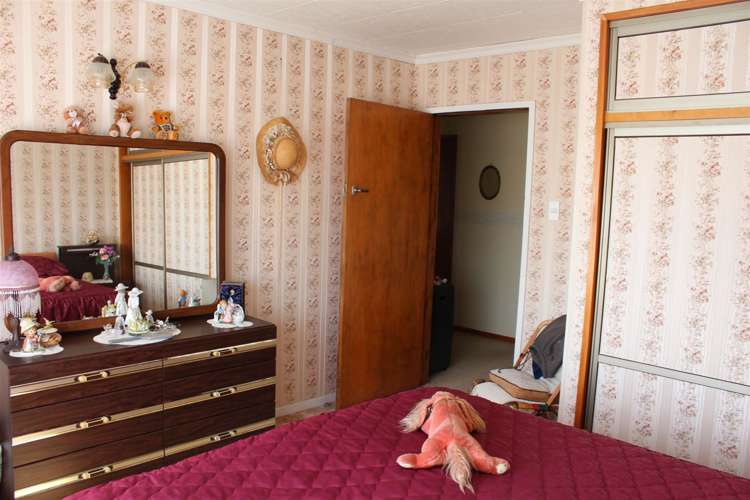 87 Chaucer Street Milton_11