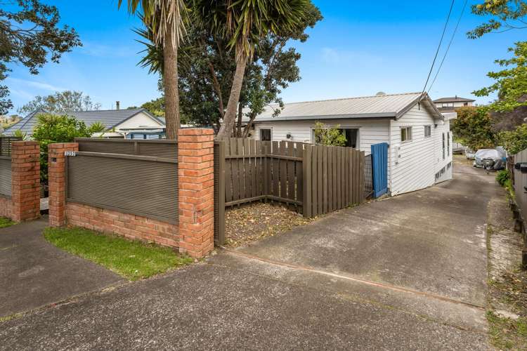 1257 Whangaparaoa Road Gulf Harbour_29