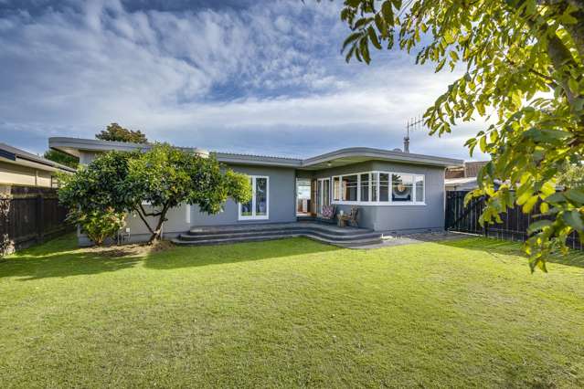 Immediate possession in prime location