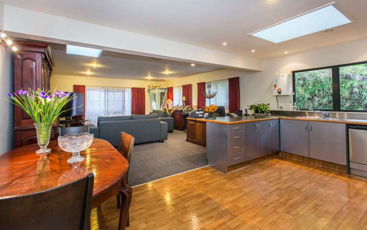 6 Forsyth Grove Brooklyn_9