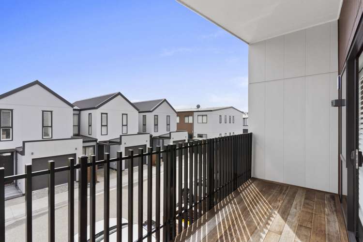 2/2 Unga Place Beachlands_13
