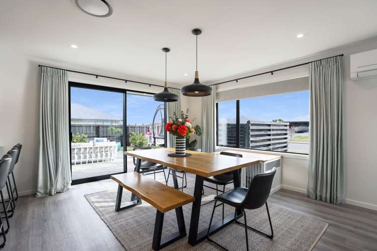 6 Redhaven Rise Netherby_9