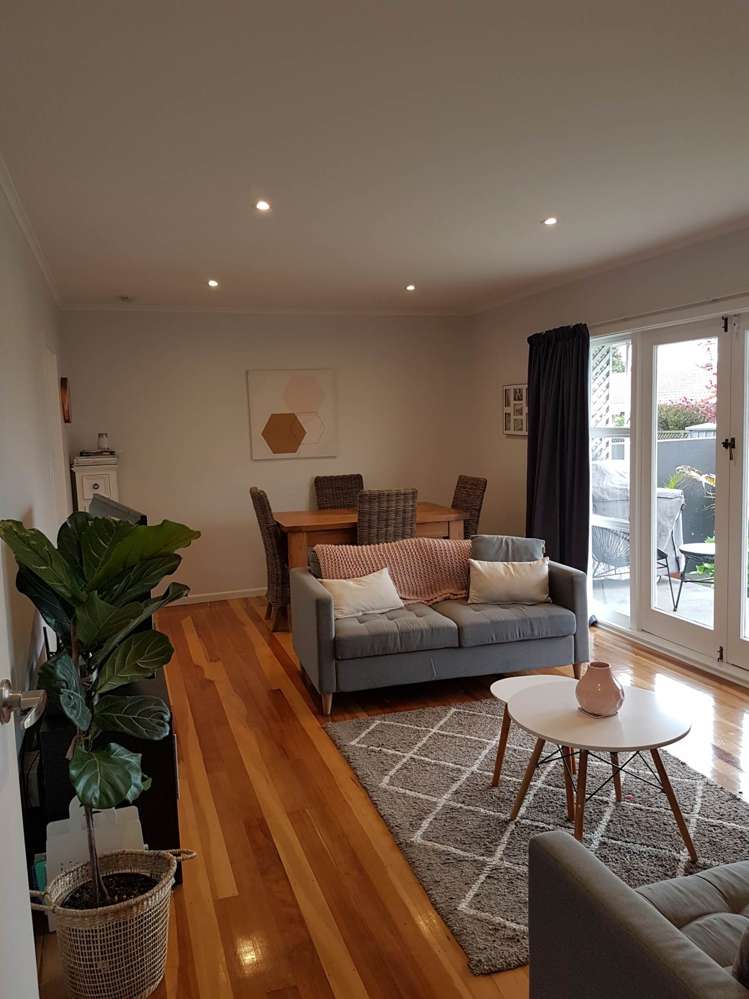 1/104 Beach Road Pahurehure_5