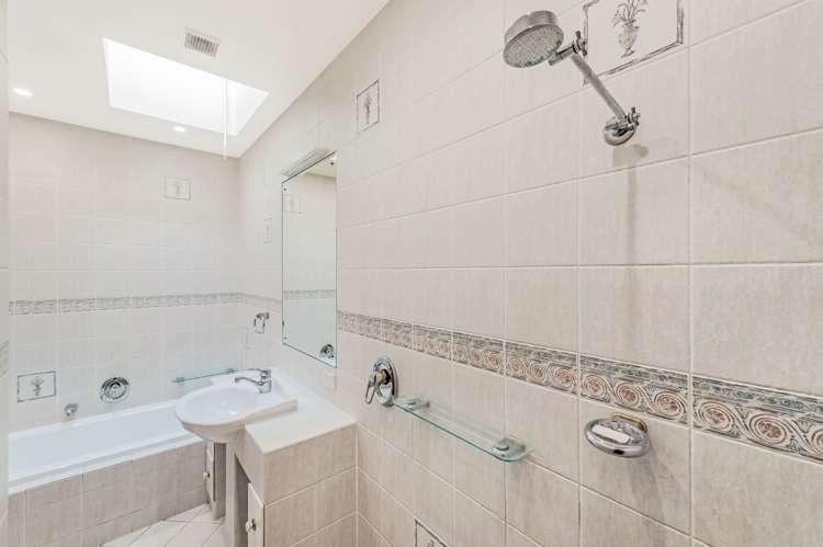 100 Brook Street Southbridge_19