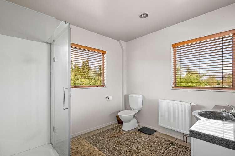 192 Fisher Lane Alexandra_16