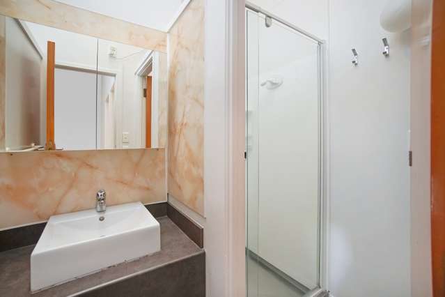 1 Domain Drive 1761_4