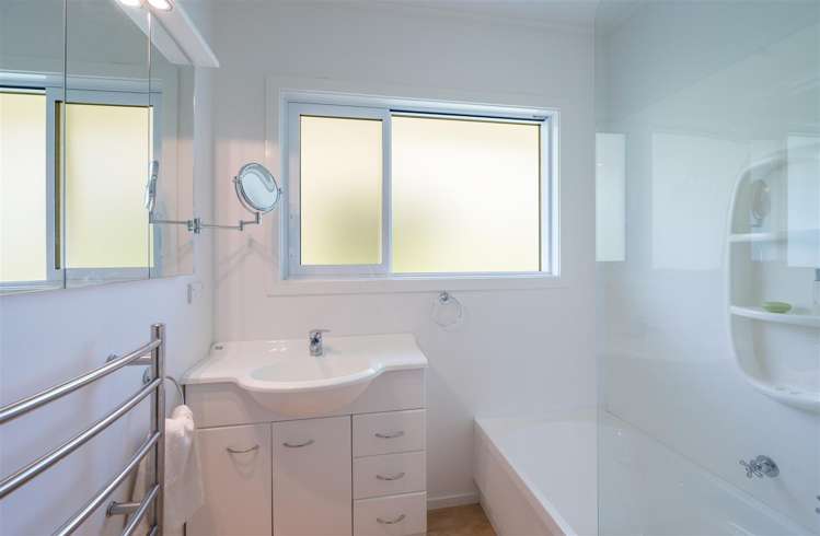 82 Arapiki Road Stoke_17