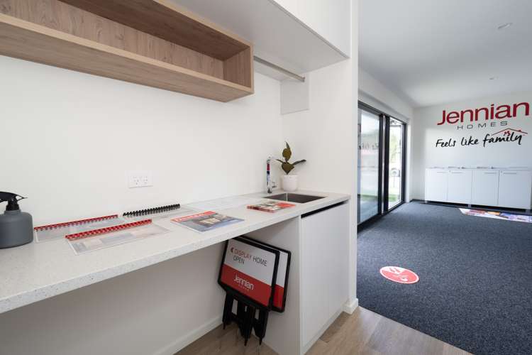 4 Strowan Avenue Elgin_22