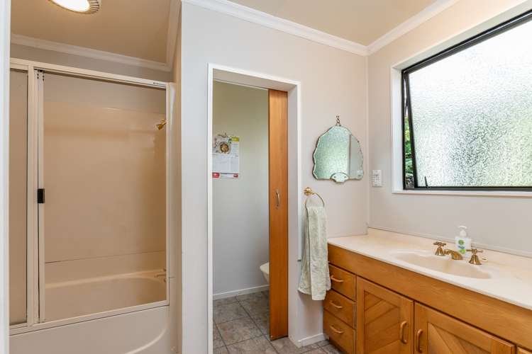 1710 Queen Charlotte Drive Anakiwa and Surrounds_11