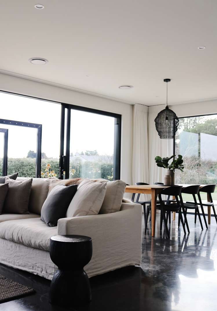 1 Crawford Close Amberley_5