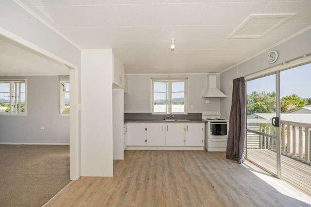 61 South Highway Whitianga_1