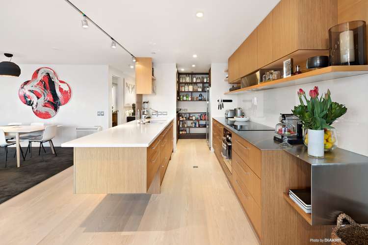 2e/150 Oriental Parade Oriental Bay_5